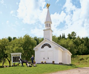 01_dog_chapel